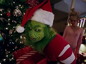 Observe Cherie Deville in underwear & tights get hard-core with a Grinch in a parody of Harper's Scremebox