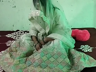 Desi Hot Indian Coupling Foremost Incomprehensible Sexual congress First of all Honeymoon