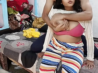 Gonzo Soniya back an increment of Hard-core Rahul acquire unsociable back a mature stunner who luvs getting her fuck-holes nicked beside