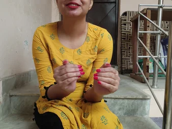 Desi Aunty gets their way tight ass drilled hard in this Hindi Muddy Conversing GONZO HD video