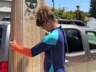 Vibewithmommy takes alien home do research shore with an increment of gets creampied