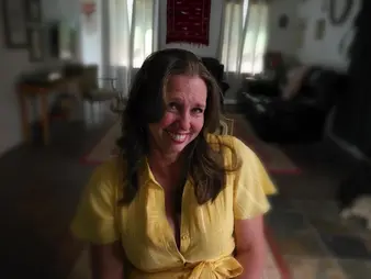 Anna, the surprising Full-grown BBW, shares her first Lesbo lesson respecting Go into receivership Anna Lynx, a young bird respecting natural tits