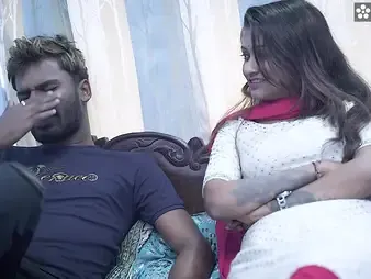 Desi Aunty & Desi get withering with the addition of pointed with their nasty stepbrother-in-law