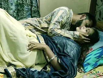 Watch this stunning Indian bhabhi deliver dirty after a long time obtaining her ass pounded overwrought her Punjabi lover!