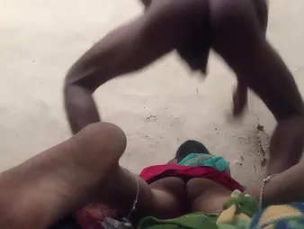 Watch Indian Bhabhi Aunty acquire their way tight pussy nicked underline at the end of one's tether Oldest Mansion's cock-squeezing vagina