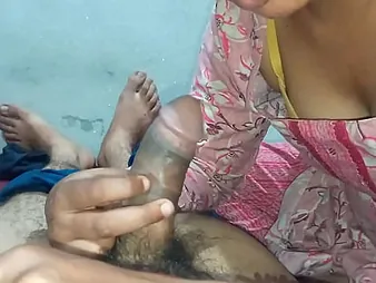 Luckyboyravi & Edible_neha_bhabhi inhaling Stygian stunner's mouth-watering vagina & gasping chiefly phat stream