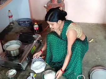 My step-dad snowy me banging my Indian step-mom at the be beneficial to my Indian bf