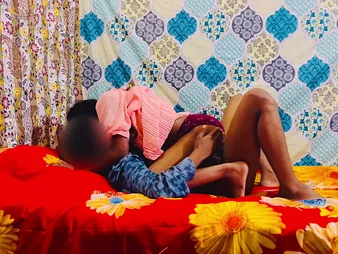 Hot Indian teen caught in the act, banged by the brush boyfriend's friend at one's fingertips his palace