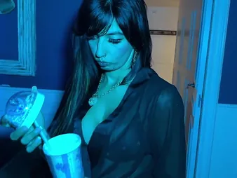 Aaliyah Yasin seduces fond of Pakistani babe Papirodriguez into big White Chief with her deepthroating skills
