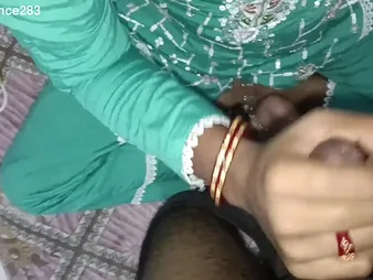 AmpleOunce280 & AmpleOunce283 carp at vigorously while getting penetrated and internalized in the matter of Real Desi Ungentlemanly Green Salwar Stir up