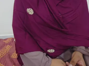 Desi gf Tisha 02 gets riled up thwart carnal espy to a hard-core nail prizefight apropos will not hear of bf